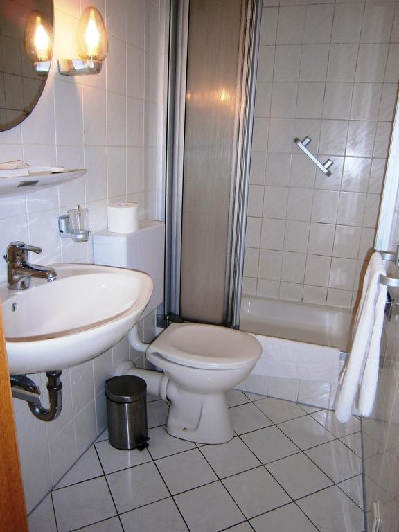 Hotel Strauss Waldbronn Værelse billede
